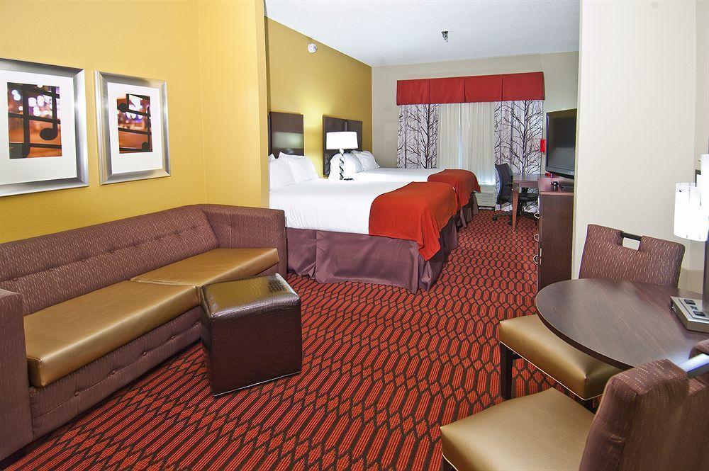Holiday Inn Express Hotel & Suites Olive Branch By Ihg Exterior photo